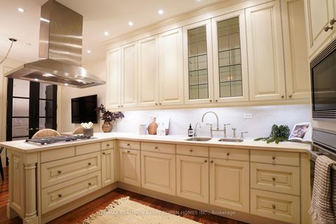 Photo 8 at 1A - 1 St Thomas Street, Bay Street Corridor, Toronto