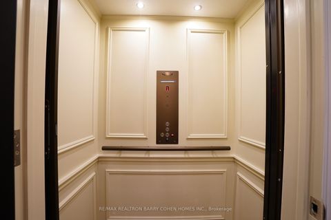 Photo 13 at 1A - 1 St Thomas Street, Bay Street Corridor, Toronto