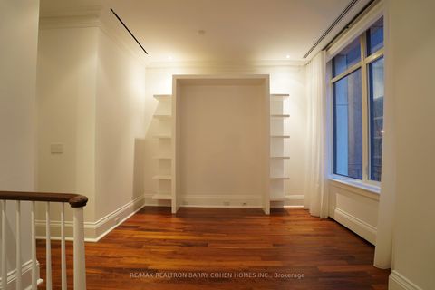 Photo 21 at 1A - 1 St Thomas Street, Bay Street Corridor, Toronto