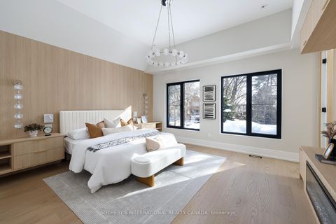 Photo 21 at 30 Orchard Crescent, Queensway, Toronto