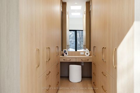 Photo 24 at 30 Orchard Crescent, Queensway, Toronto