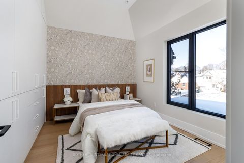 Photo 30 at 30 Orchard Crescent, Queensway, Toronto