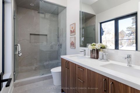 Photo 33 at 30 Orchard Crescent, Queensway, Toronto