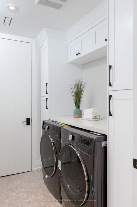 Photo 44 at 30 Orchard Crescent, Queensway, Toronto