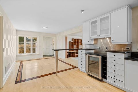 Photo 11 at 80 Bayview Ridge, York Mills, Toronto