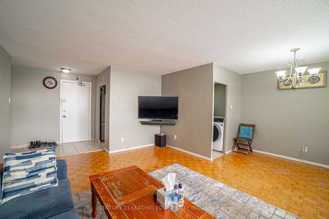 Photo 4 at 402 - 80 Grandravine Drive, York University Heights, Toronto