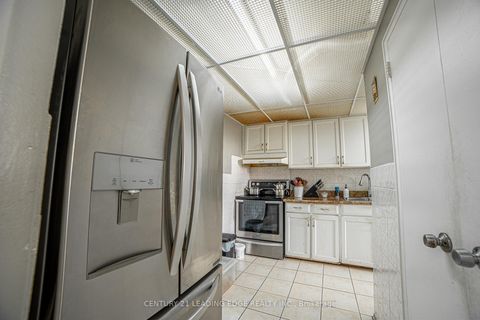 Photo 5 at 402 - 80 Grandravine Drive, York University Heights, Toronto