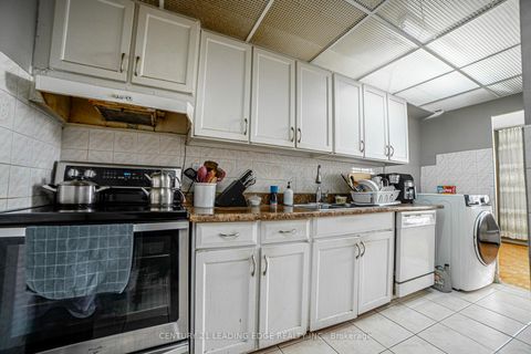 Photo 7 at 402 - 80 Grandravine Drive, York University Heights, Toronto