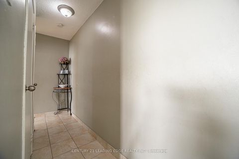 Photo 9 at 402 - 80 Grandravine Drive, York University Heights, Toronto