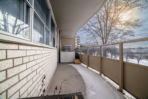 Photo 18 at 402 - 80 Grandravine Drive, York University Heights, Toronto