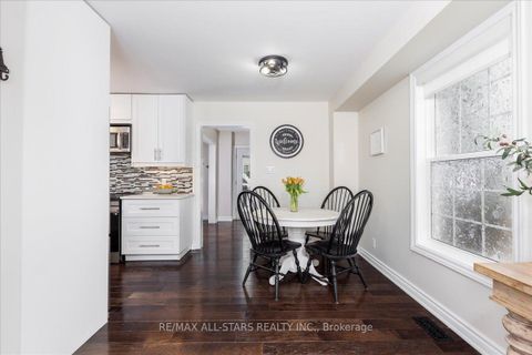 Photo 3 at 420 Centre Street, Beaverton, Brock