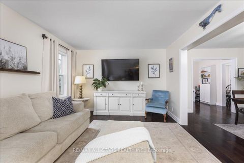 Photo 14 at 420 Centre Street, Beaverton, Brock