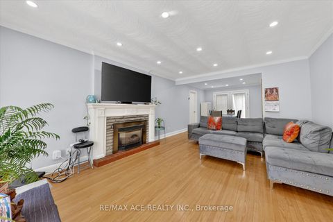 Photo 8 at 40 Brinloor Boulevard, Scarborough Village, Toronto