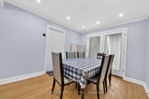 Photo 12 at 40 Brinloor Boulevard, Scarborough Village, Toronto