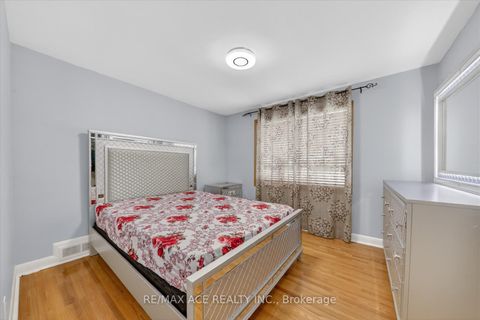 Photo 16 at 40 Brinloor Boulevard, Scarborough Village, Toronto