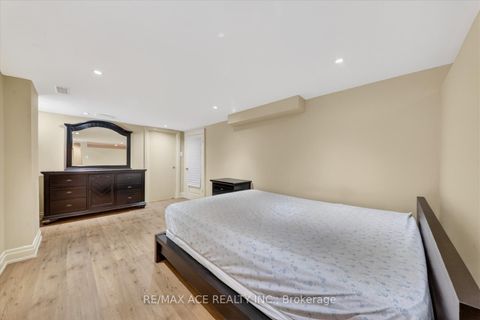 Photo 31 at 40 Brinloor Boulevard, Scarborough Village, Toronto