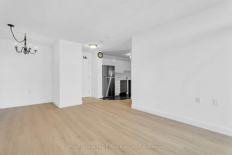 Photo 8 at 501 - 555 Wilson Heights Boulevard, Clanton Park, Toronto