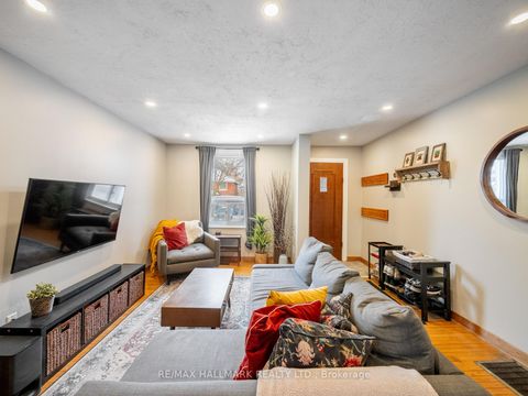 Photo 3 at 27 Winston Avenue, Cliffside, Toronto