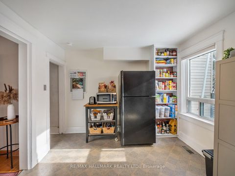 Photo 10 at 27 Winston Avenue, Cliffside, Toronto