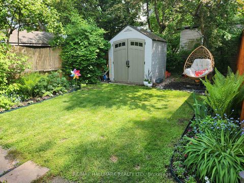 Photo 21 at 27 Winston Avenue, Cliffside, Toronto