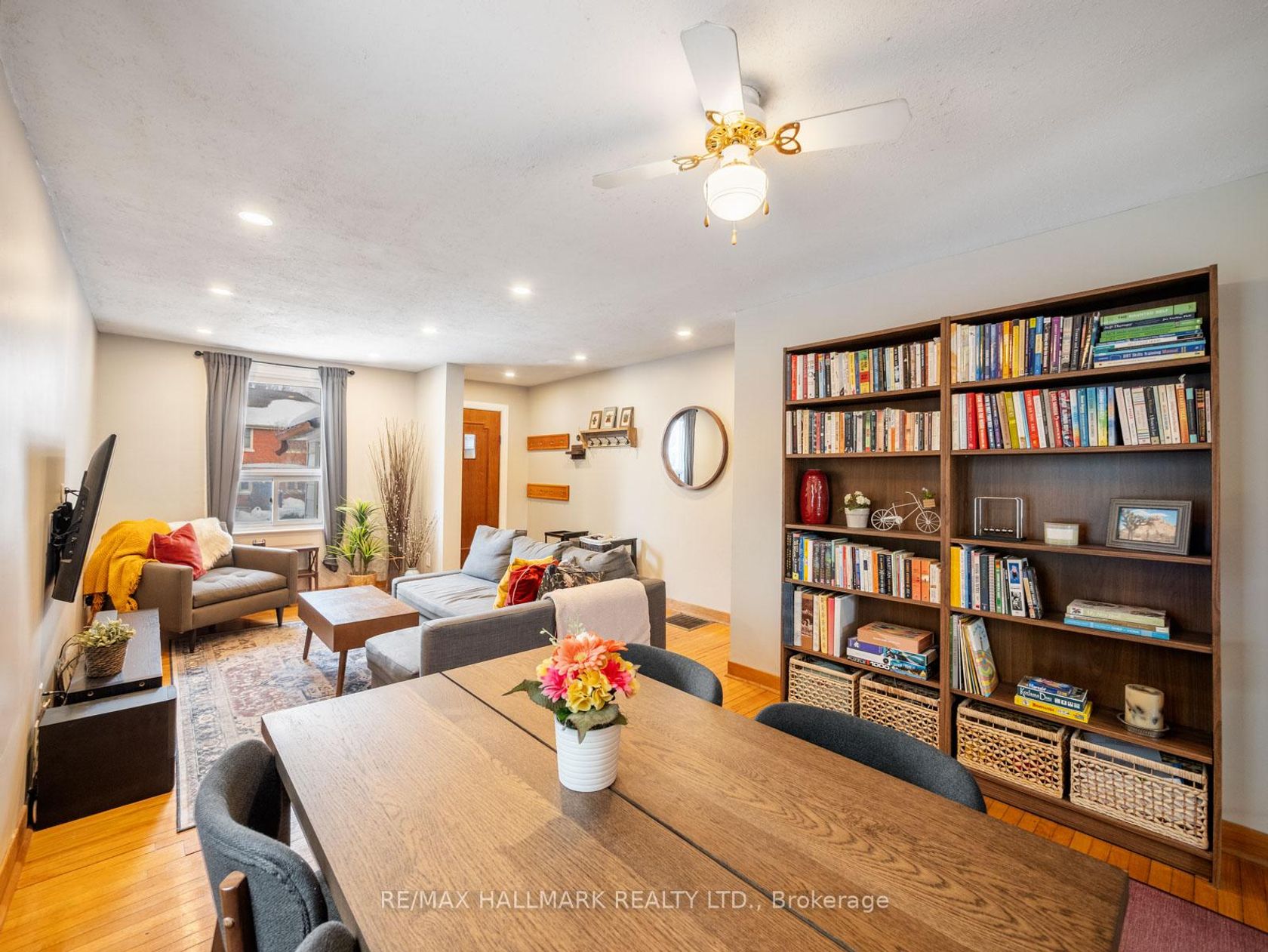 27 Winston Avenue, Cliffside, Toronto 