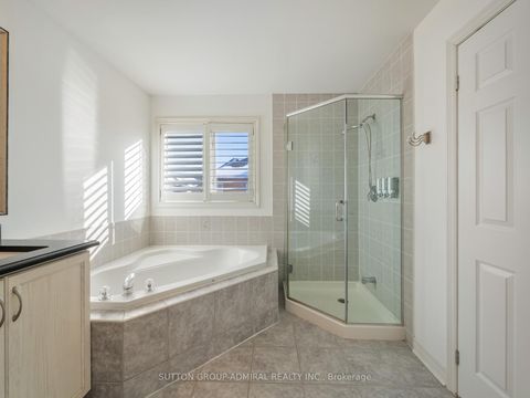 Photo 22 at 172 Kingsview Drive, Vellore Village, Vaughan