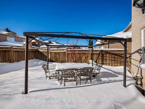 Photo 30 at 172 Kingsview Drive, Vellore Village, Vaughan