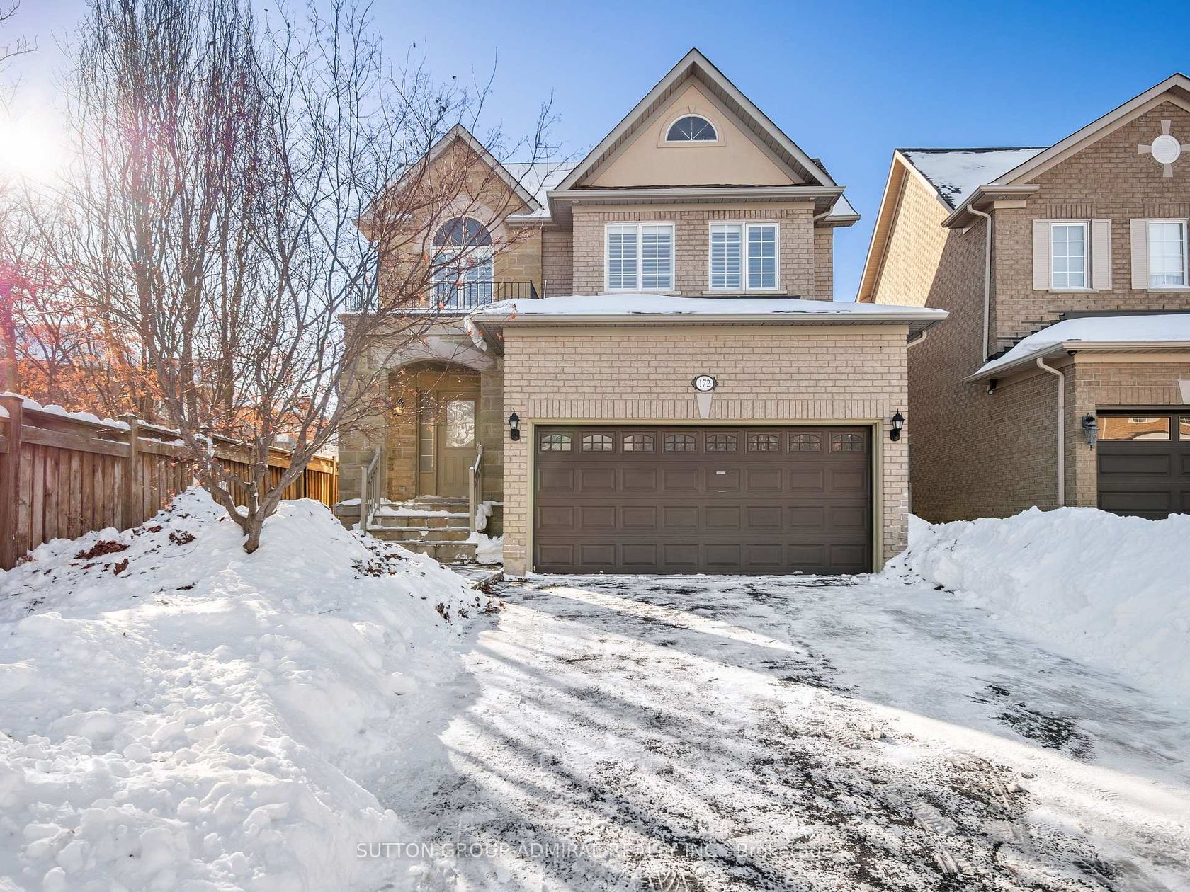 172 Kingsview Drive, Vellore Village, Vaughan by Loree Meneguzzi Real Estate 172 Kingsview Drive, Vellore Village, Vaughan
