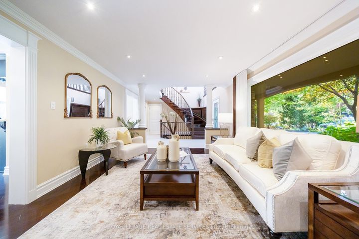 Photo 4 at 3278 Credit Heights Drive, Erindale, Mississauga