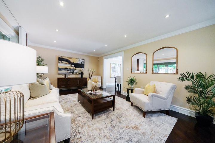 Photo 8 at 3278 Credit Heights Drive, Erindale, Mississauga