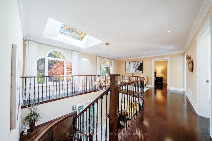 Photo 18 at 3278 Credit Heights Drive, Erindale, Mississauga