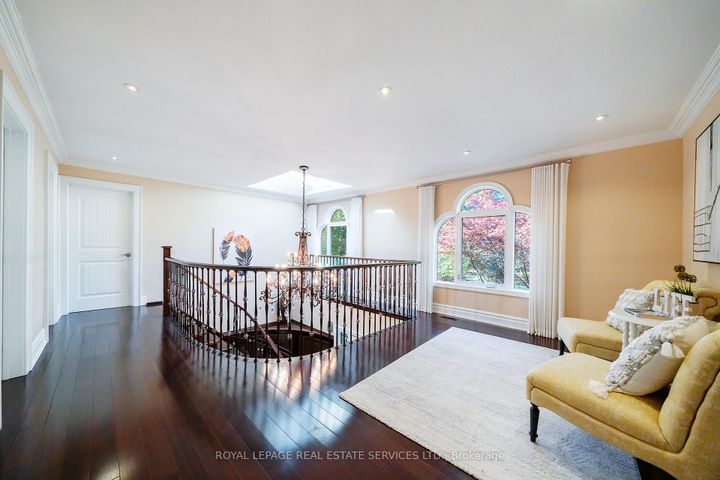 Photo 19 at 3278 Credit Heights Drive, Erindale, Mississauga