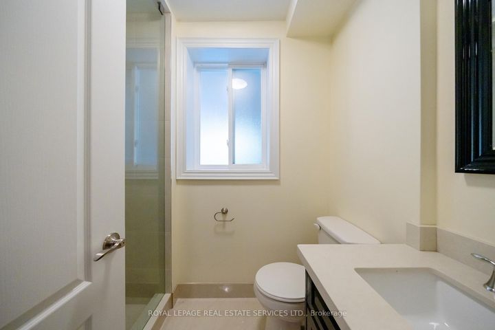 Photo 26 at 3278 Credit Heights Drive, Erindale, Mississauga