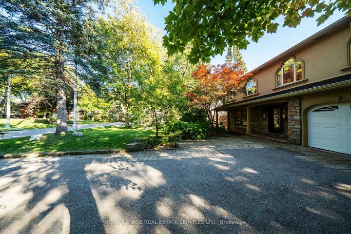 Photo 39 at 3278 Credit Heights Drive, Erindale, Mississauga