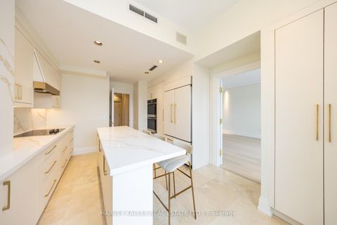 Photo 17 at #5B - 2 Chedington Place, York Mills, Toronto