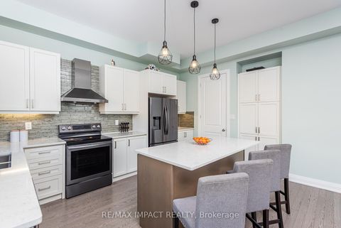 Photo 20 at 11 Larkin Lane, Bowmanville, Clarington