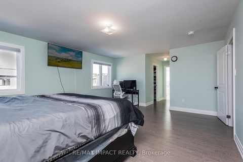 Photo 30 at 11 Larkin Lane, Bowmanville, Clarington