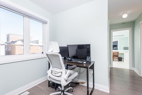 Photo 31 at 11 Larkin Lane, Bowmanville, Clarington