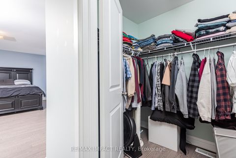 Photo 32 at 11 Larkin Lane, Bowmanville, Clarington