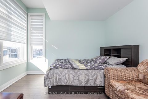 Photo 42 at 11 Larkin Lane, Bowmanville, Clarington