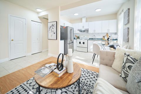 Photo 4 at 205 - 2874 Keele Street, CFB, Toronto