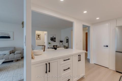 Photo 10 at 506 - 557 The East Mall, City Centre West, Toronto