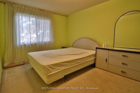 Photo 5 at 77 Crab Appleway, Donalda, Toronto