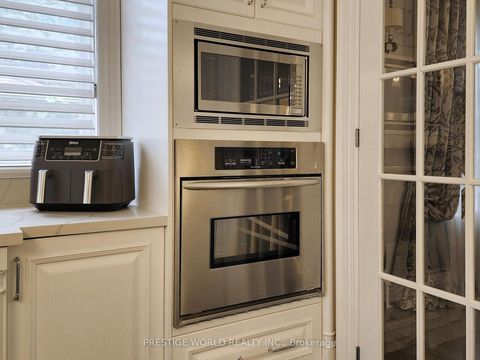 Photo 14 at 6 Blaine Drive, Don Mills, Toronto