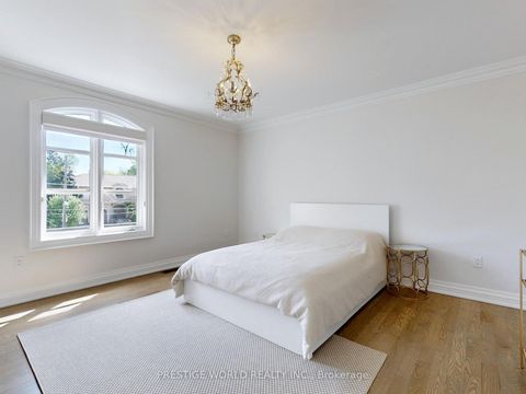 Photo 25 at 6 Blaine Drive, Don Mills, Toronto