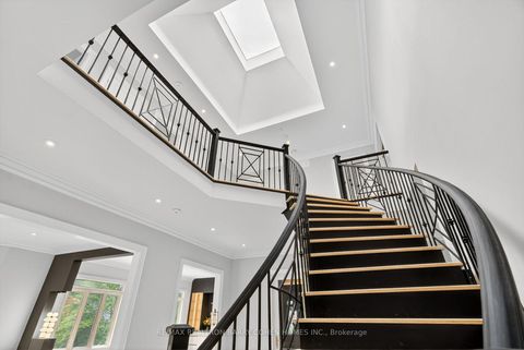 Photo 14 at 63 Gordon Road, Windfields, Toronto