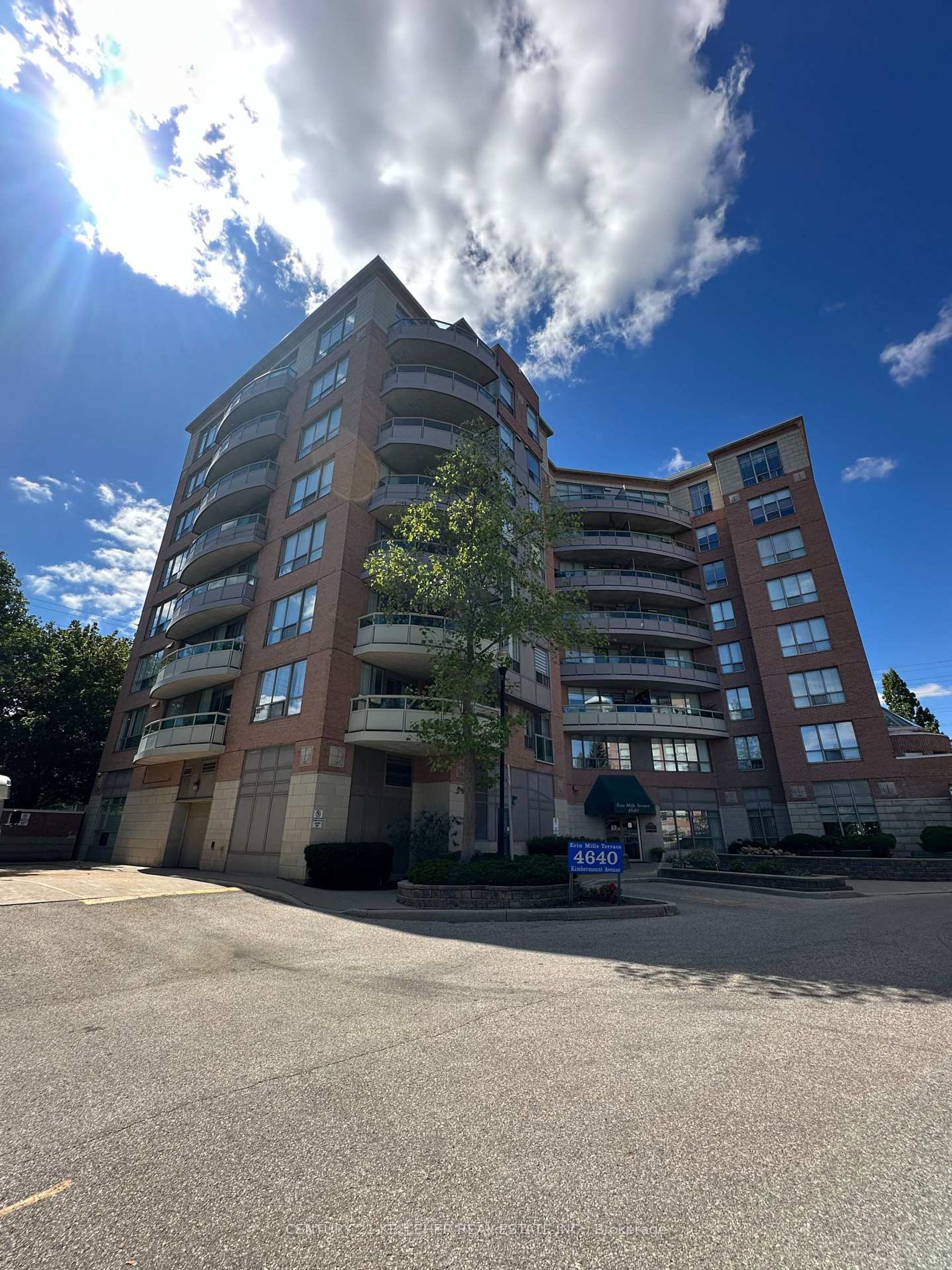 707 - 4640 Kimbermount Avenue, Central Erin Mills, Mississauga by Loree Meneguzzi Real Estate 707 - 4640 Kimbermount Avenue, Central Erin Mills, Mississauga