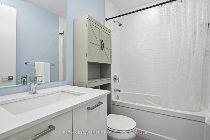 Photo 21 at 308 - 455 Charlton Avenue, Stinson, Hamilton