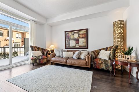 Photo 8 at 60 Belanger Crescent, Birchmount, Toronto
