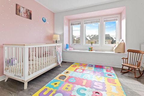 Photo 17 at 60 Belanger Crescent, Birchmount, Toronto